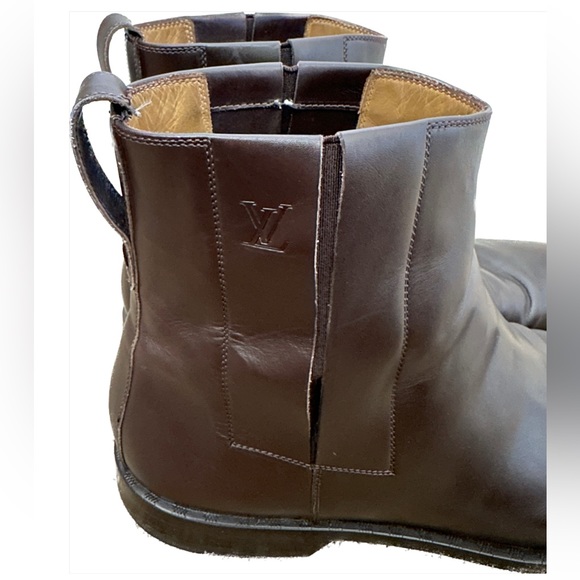 Men’s Louis Vuitton Leather Ankle Chelsea Boots - Sz 9 - Picture 2 of 10
